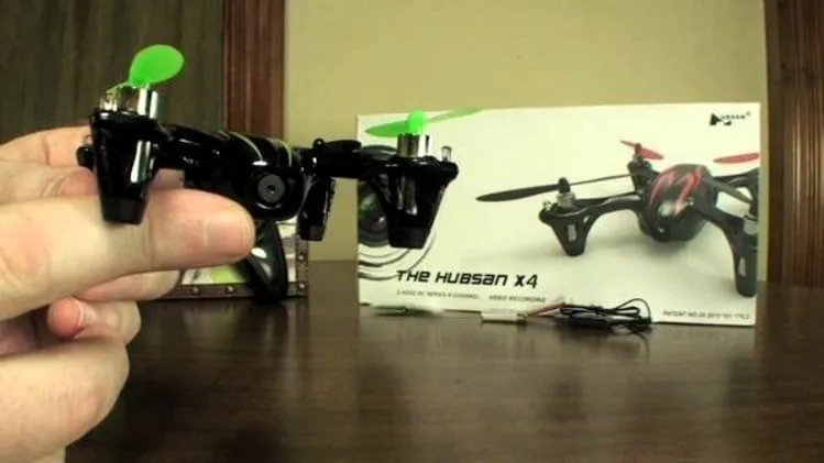 Husban X4 com Câmera